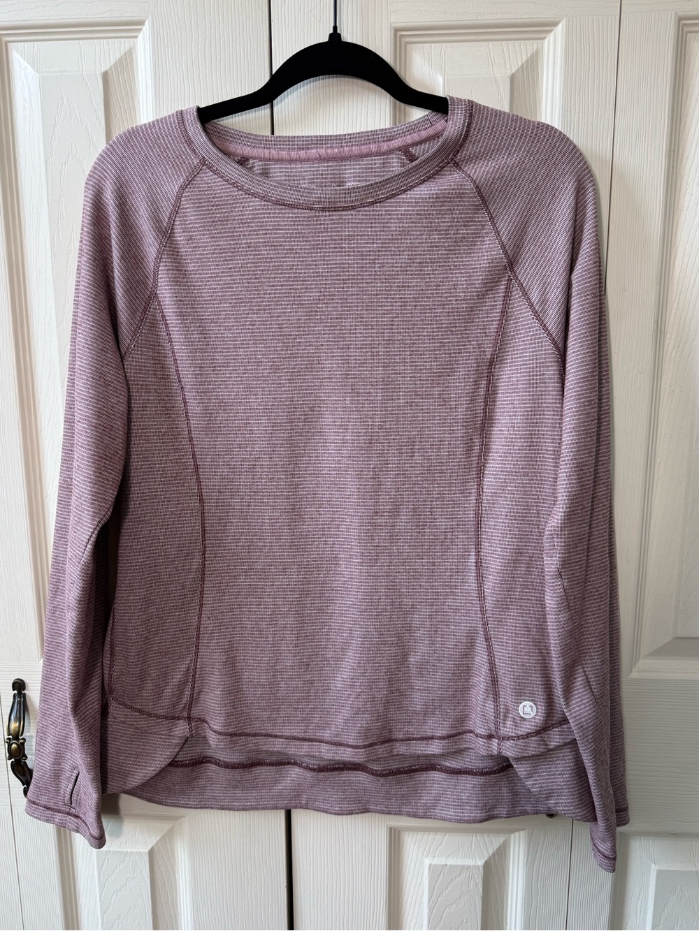 Avalanche Long Sleeve Crewneck Buttery Soft Running Top Womens Size Large